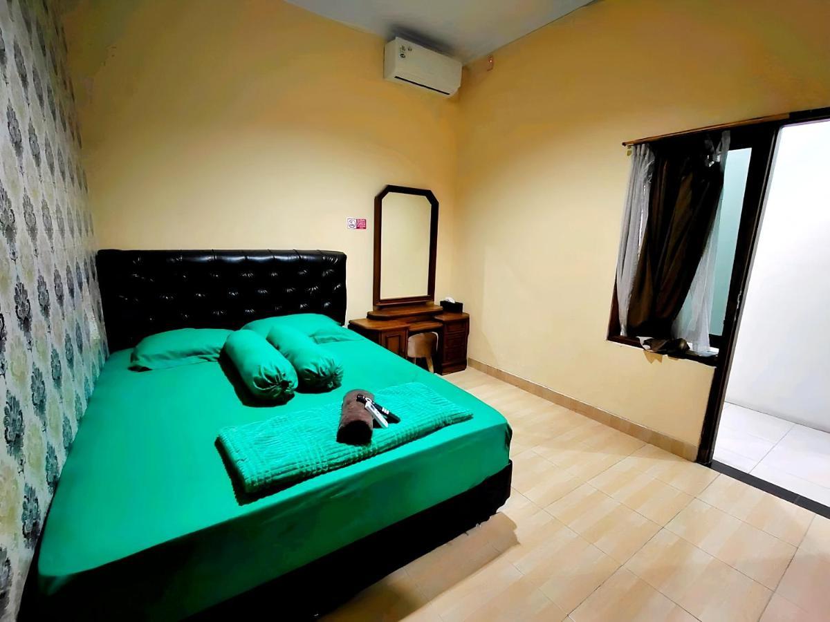 De Patuk Homestay Джокякарта Екстериор снимка